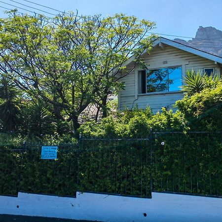Swiss Cottage Guest House Cape Town Bagian luar foto