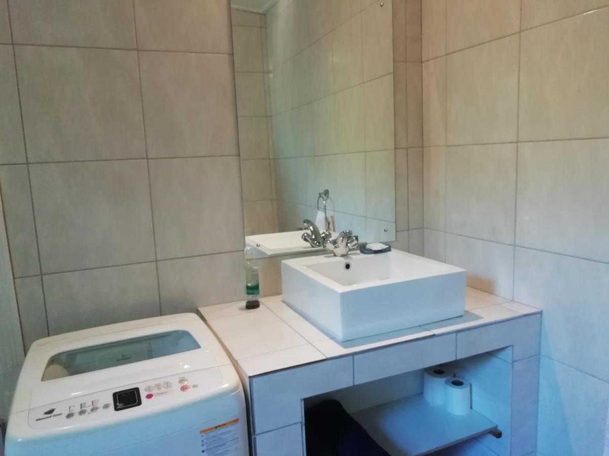 Swiss Cottage Guest House Cape Town Bagian luar foto
